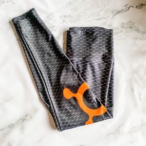 Sadhana Orangetheory Fitness OTF Splat Leggings size L / XL
